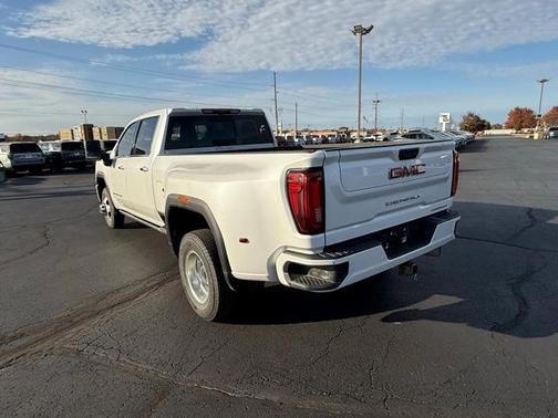 2022 GMC Sierra 3500 Denali