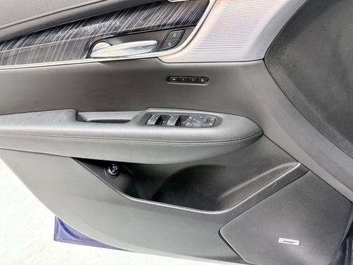 2025 Cadillac XT6 Premium Luxury AWD