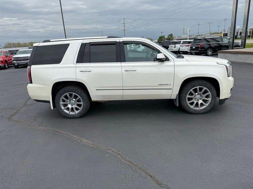 White Diamond Tri-Coat 2015 GMC Yukon Denali