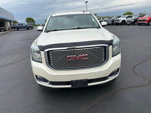White Diamond Tri-Coat 2015 GMC Yukon Denali