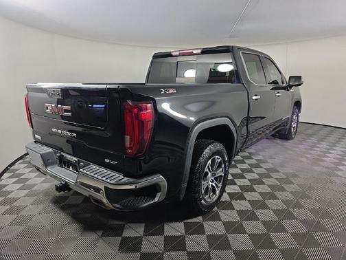 Onyx Black 2020 GMC Sierra 1500 SLT