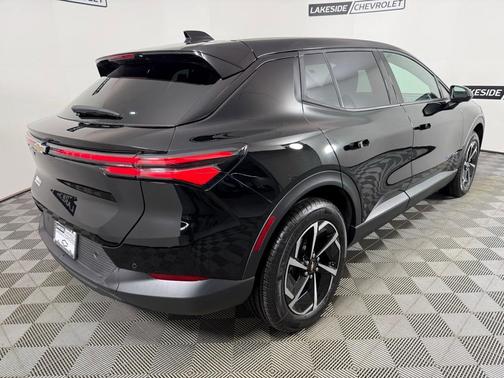 2026 Chevrolet Equinox EV LT 1