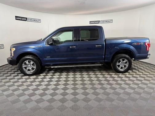 Blue 2017 Ford F-150 XLT