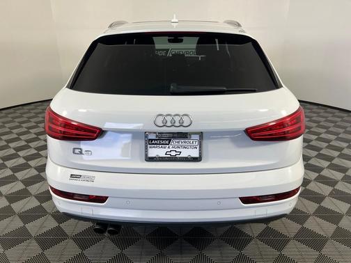 2017 Audi Q3 2.0T Premium