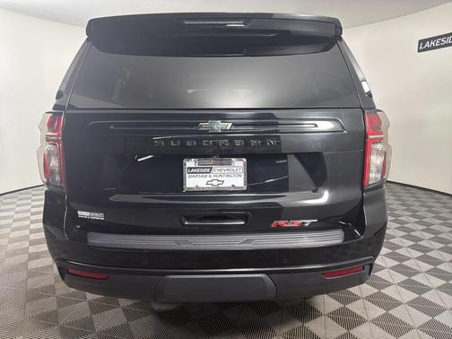 2023 Chevrolet Suburban RST