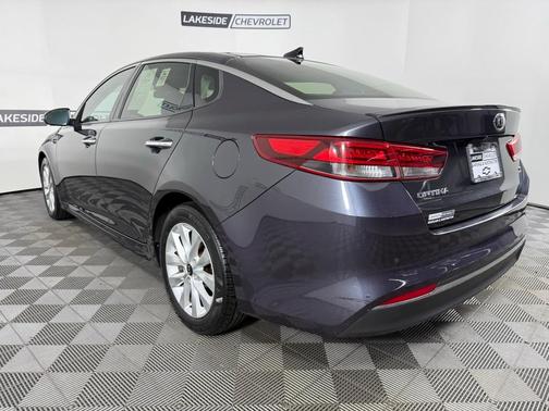 2018 Kia Optima S