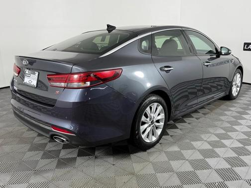 2018 Kia Optima S