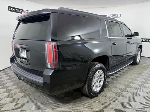 2017 GMC Yukon XL SLT