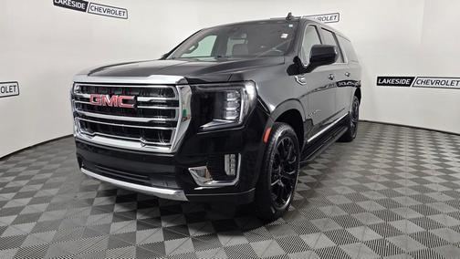 2022 GMC Yukon XL SLT