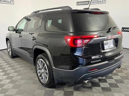 2017 GMC Acadia SLT-1