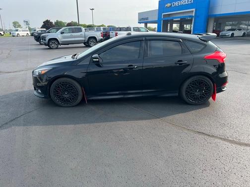 2016 Ford Focus ST Base