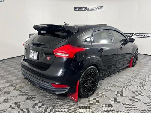 2016 Ford Focus ST Base
