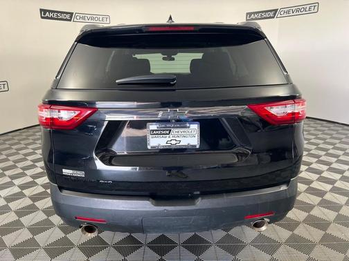 2021 Chevrolet Traverse LS