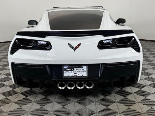 Arctic White 2016 Chevrolet Corvette Stingray Z51