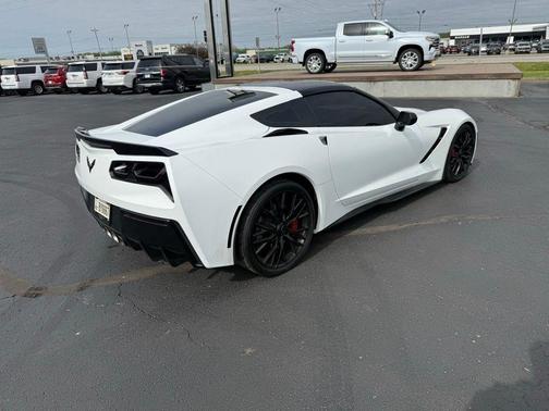 Arctic White 2016 Chevrolet Corvette Stingray Z51