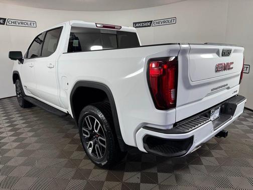 2022 GMC Sierra 1500 Limited AT4