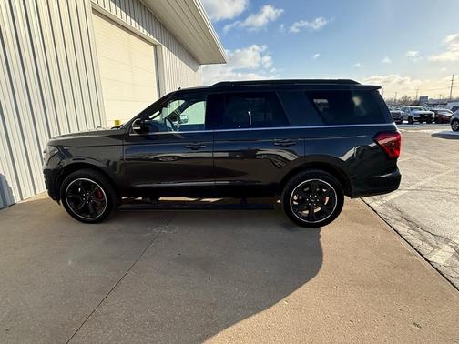 2022 Ford Expedition Limited