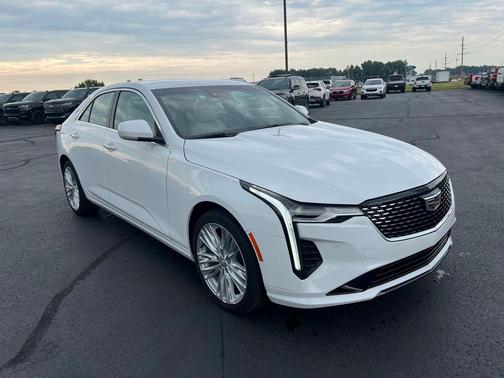 2023 Cadillac CT4 Premium Luxury