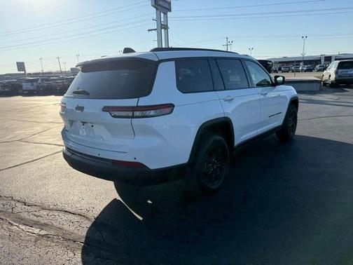 2024 Jeep Grand Cherokee L Laredo