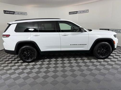 2024 Jeep Grand Cherokee L Laredo