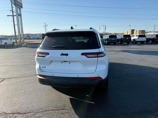 2024 Jeep Grand Cherokee L Laredo