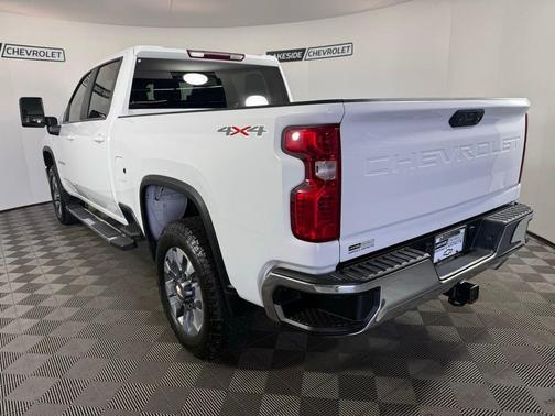 Summit White 2024 Chevrolet Silverado 2500 LT