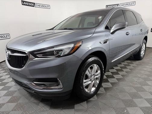2020 Buick Enclave Essence
