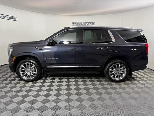 2025 GMC Yukon Elevation