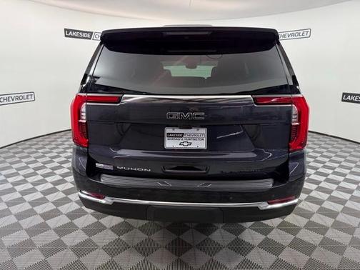 2025 GMC Yukon Elevation