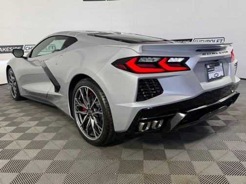Blade Silver Metallic 2026 Chevrolet Corvette Stingray