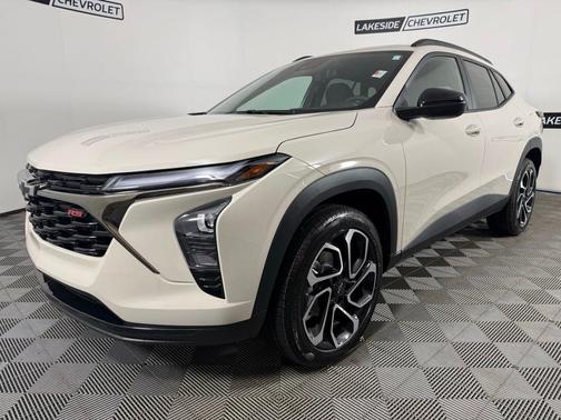 White Sand 2026 Chevrolet Trax 2RS