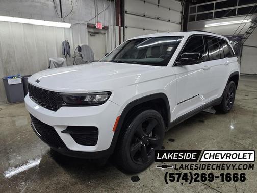 2023 Jeep Grand Cherokee Altitude