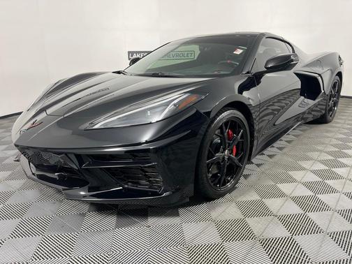 2020 Chevrolet Corvette Stingray w/3LT