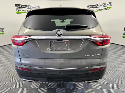 Photo 4 of 48 of 2018 Buick Enclave Avenir