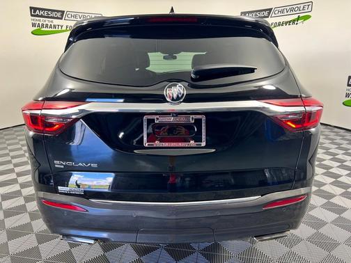 Photo 4 of 43 of 2021 Buick Enclave Essence