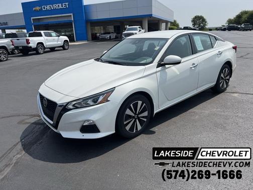 2022 Nissan Altima 2.5 SV