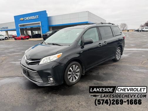 2020 Toyota Sienna XLE Premium