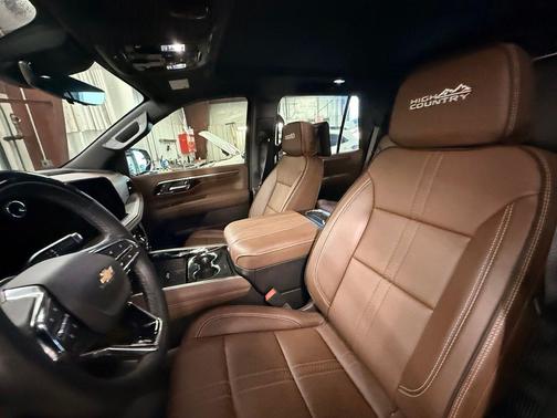 Polar White 2026 Chevrolet Tahoe High Country