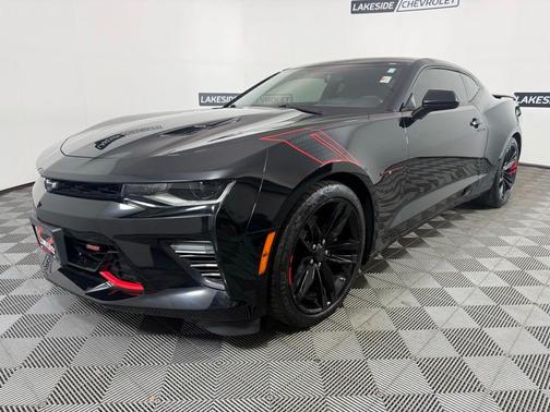 Black 2018 Chevrolet Camaro 2SS