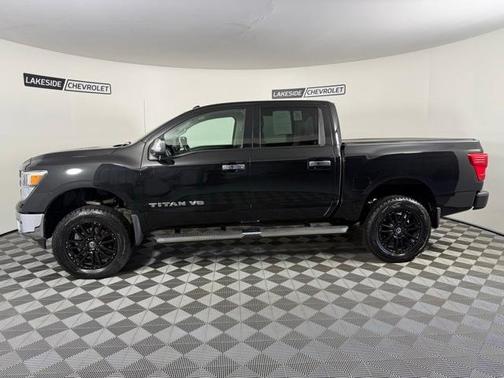 2018 Nissan Titan SL