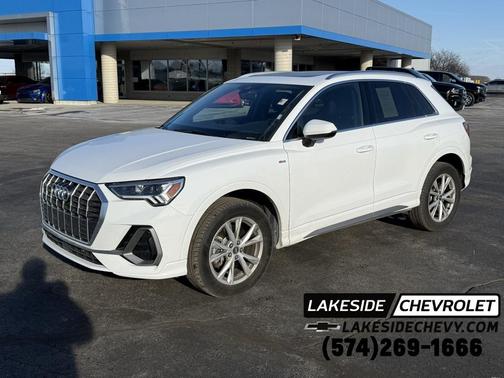 2025 Audi Q3 45 S line Premium