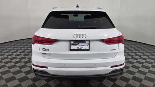 2025 Audi Q3 45 S line Premium