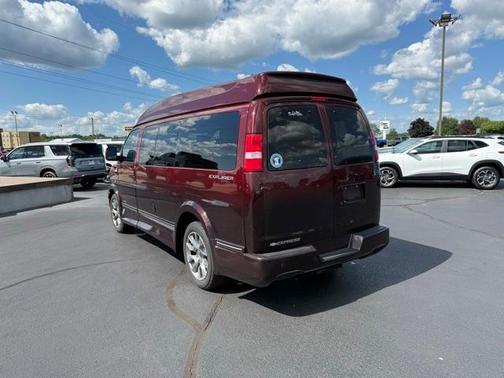 2022 Chevrolet Express 2500 Work Van