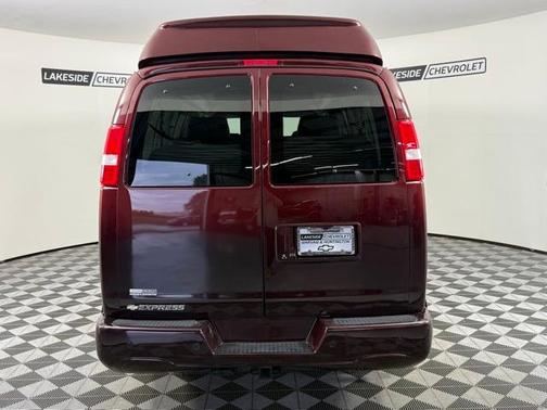 2022 Chevrolet Express 2500 Work Van