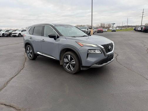 2021 Nissan Rogue SL