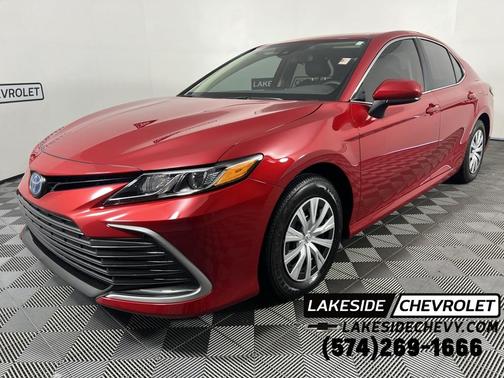 2024 Toyota Camry Hybrid LE
