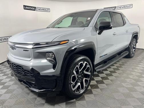 2025 Chevrolet Silverado EV RST
