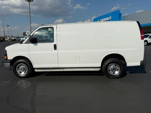 2023 GMC Savana 2500 Work Van