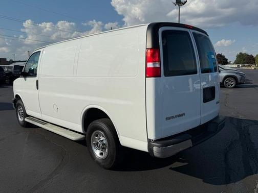 2023 GMC Savana 2500 Work Van