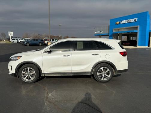 2020 Kia Sorento LX